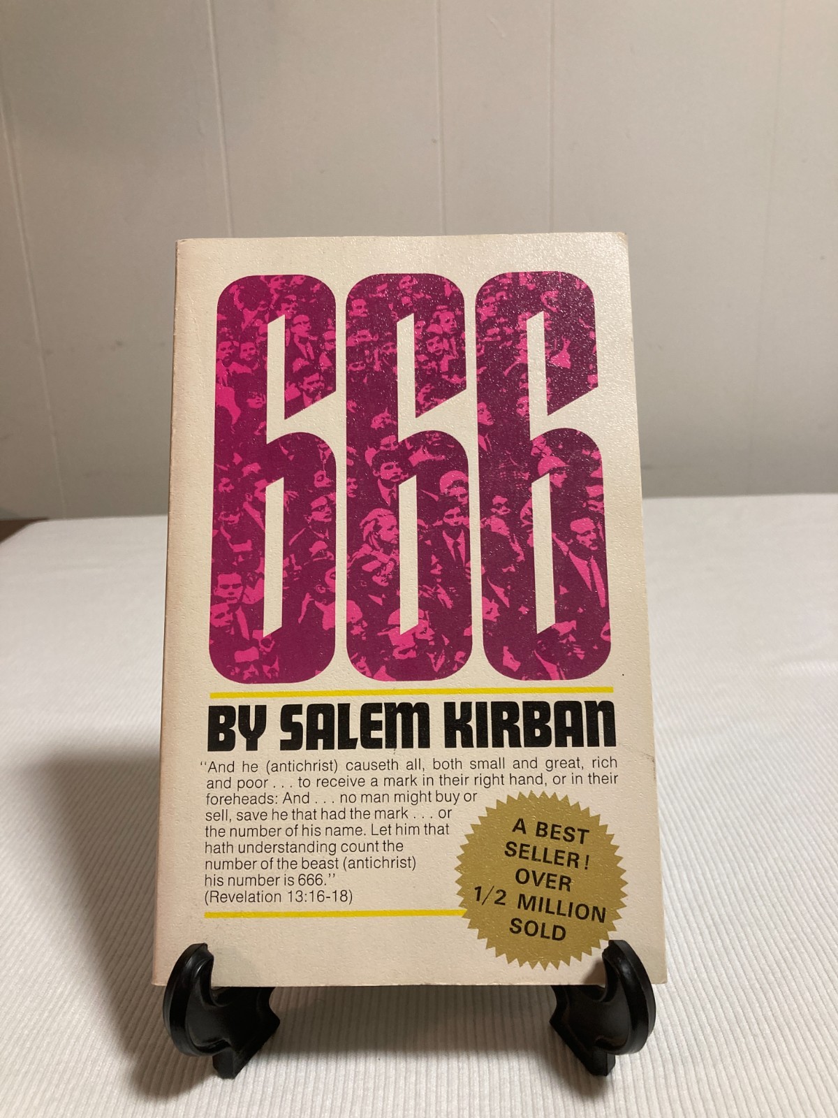 666 by Salem Kirban (PB, 1976, VG)