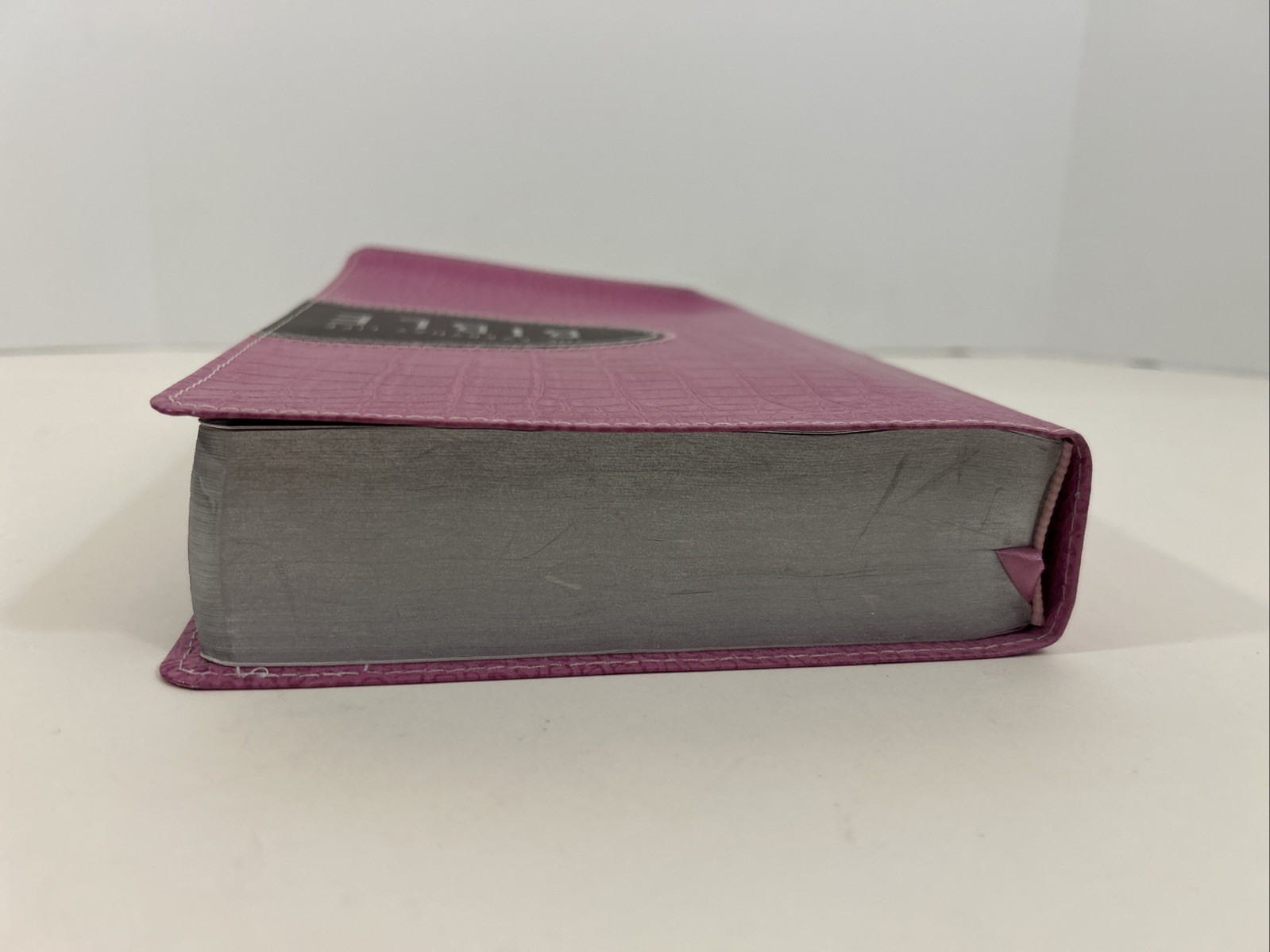 The Everyday Life Bible Fashion Edition Pink Soft Leather Cover 2009 *READ, SEE*
