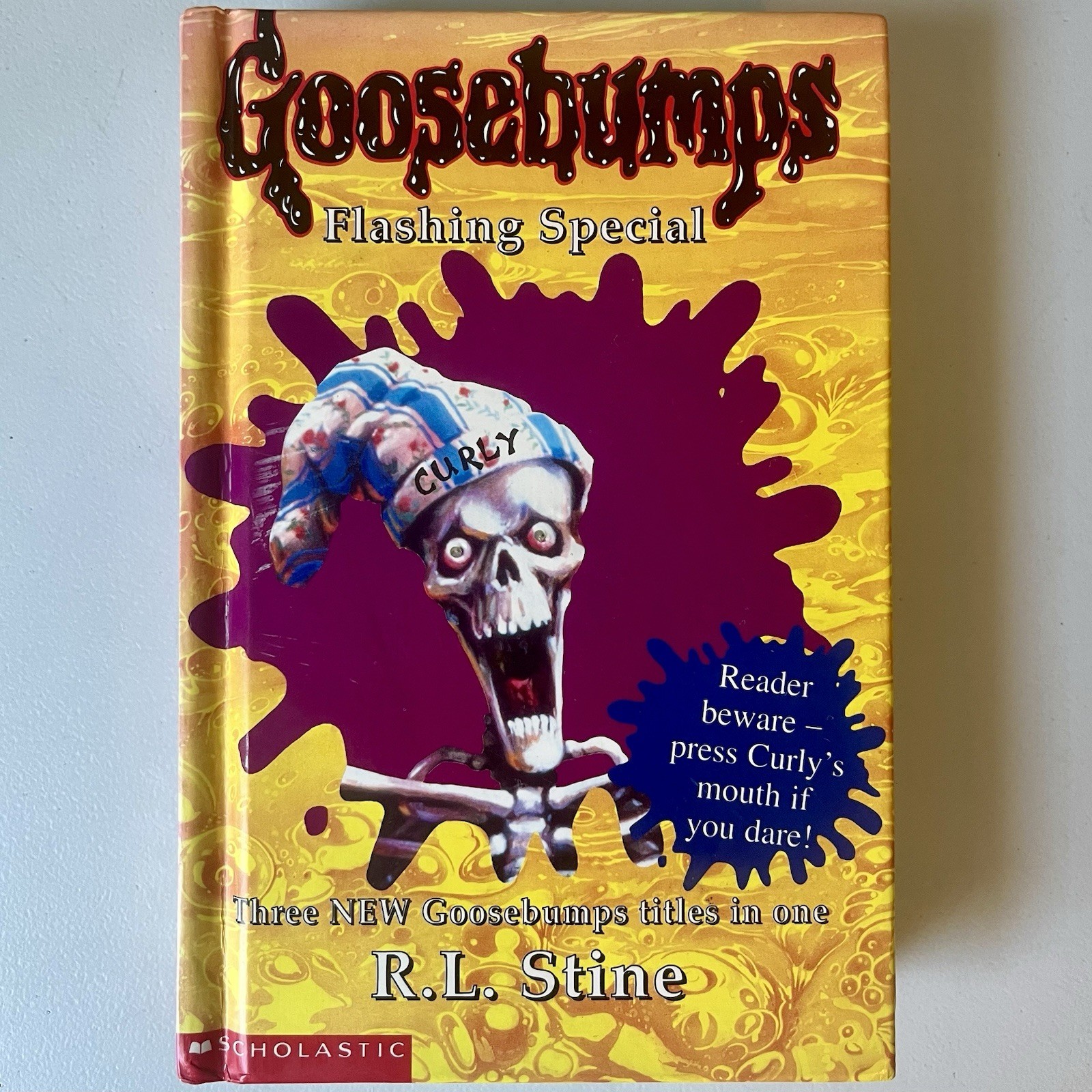 Goosebumps Flashing Special 1997 UK Hardcover R.L. Stine Compilation #53 #54 #55