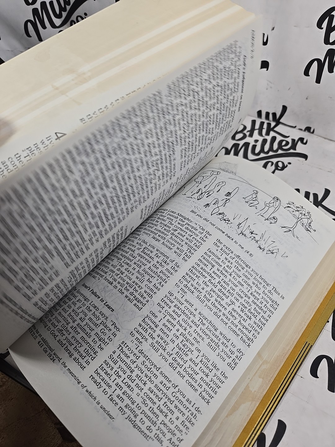 Good News New Testament Today’s Living Bible English Version 1976 Hardcover