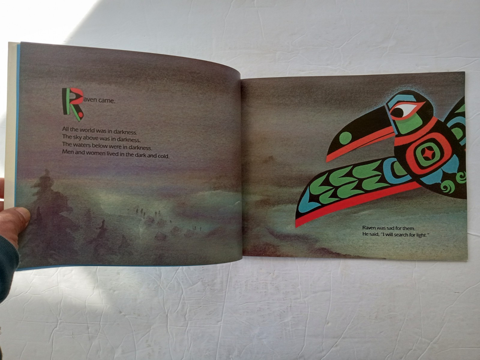RAVEN A Trickster Tale From The Pacific Northwest Gerald McDermott 1993 PB 1st