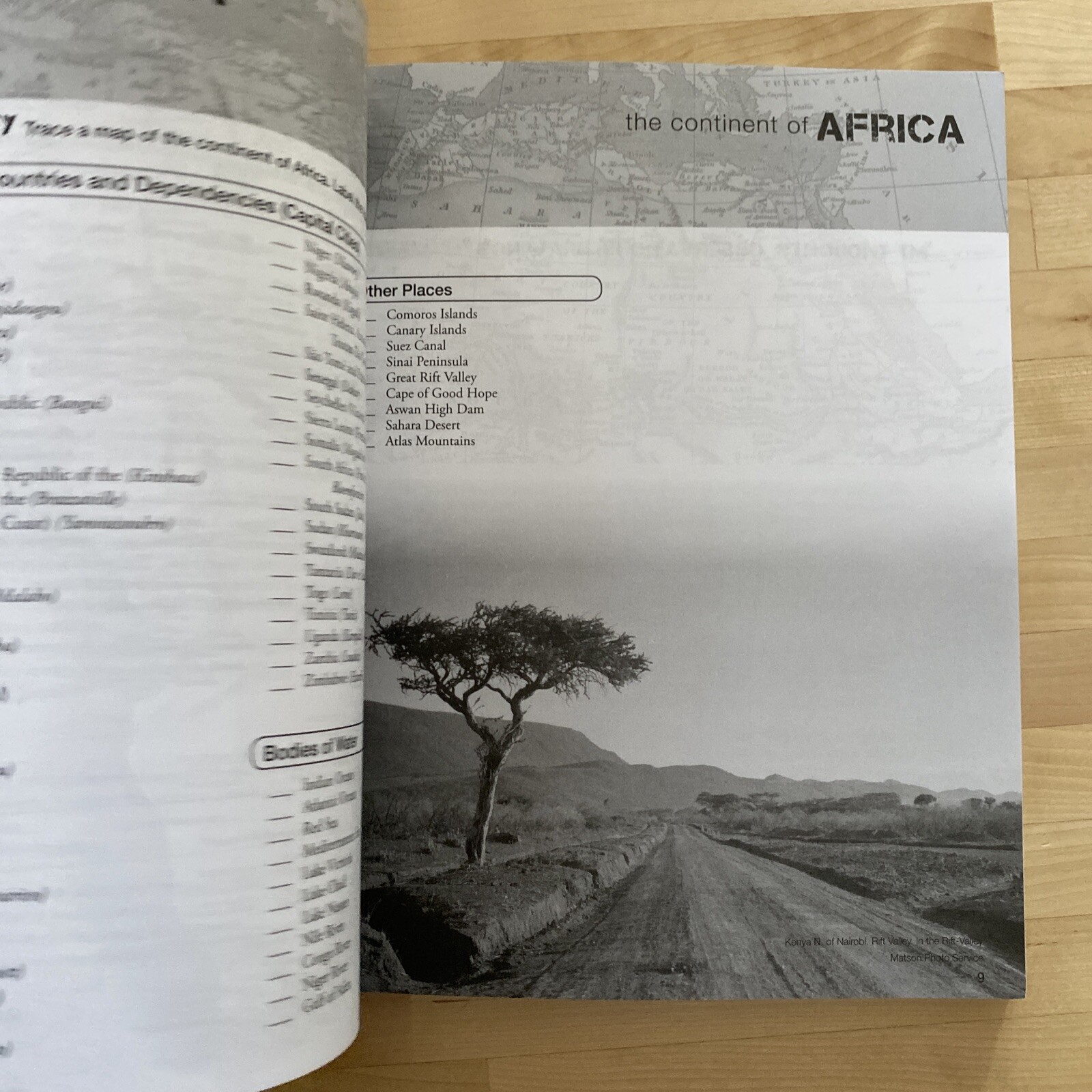 Apologia Around the World in 180 Days Teacher Manual, Like New