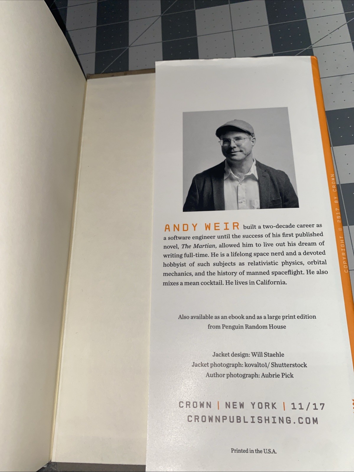 Artemis Andy Weir 2017 Hardcover Novel Science Fiction