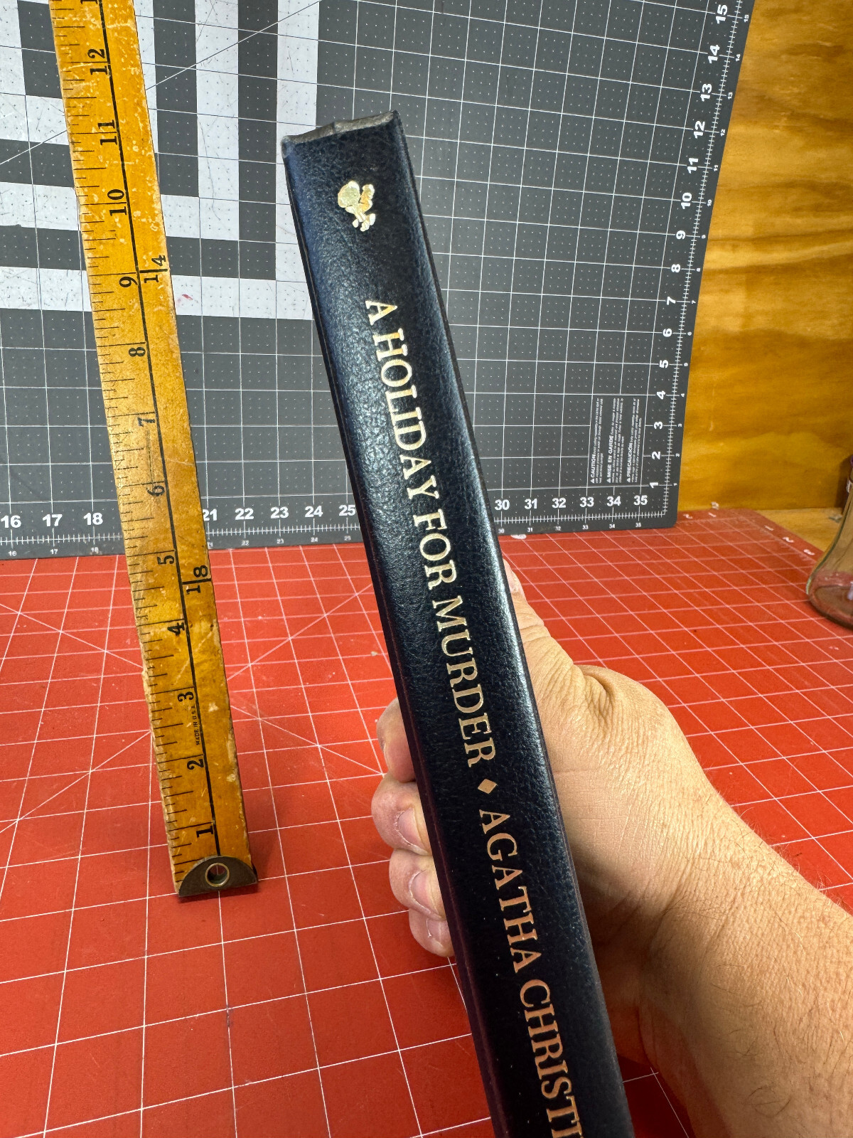 A HOLIDAY FOR MURDER Agatha Christie Mystery Collection Leatherette Vtg DAMAGED