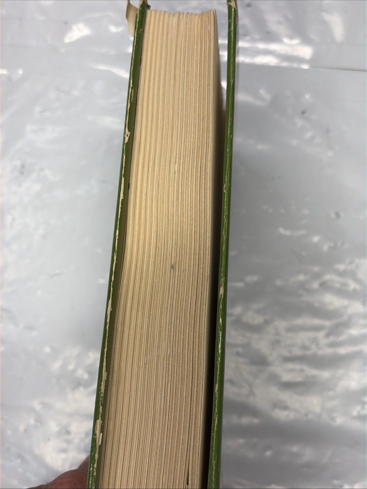 America’s Wonderful Little Hotels and Inns Hardcover Barbara Crossette 1980 DJ