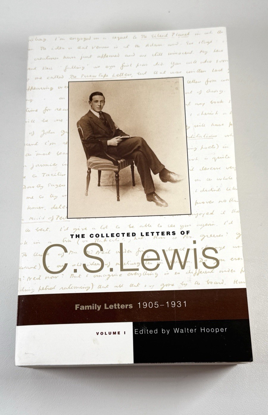 The Collected Letters of C. S. Lewis Volume 1 & 2 (I & II) Box Set Paperback