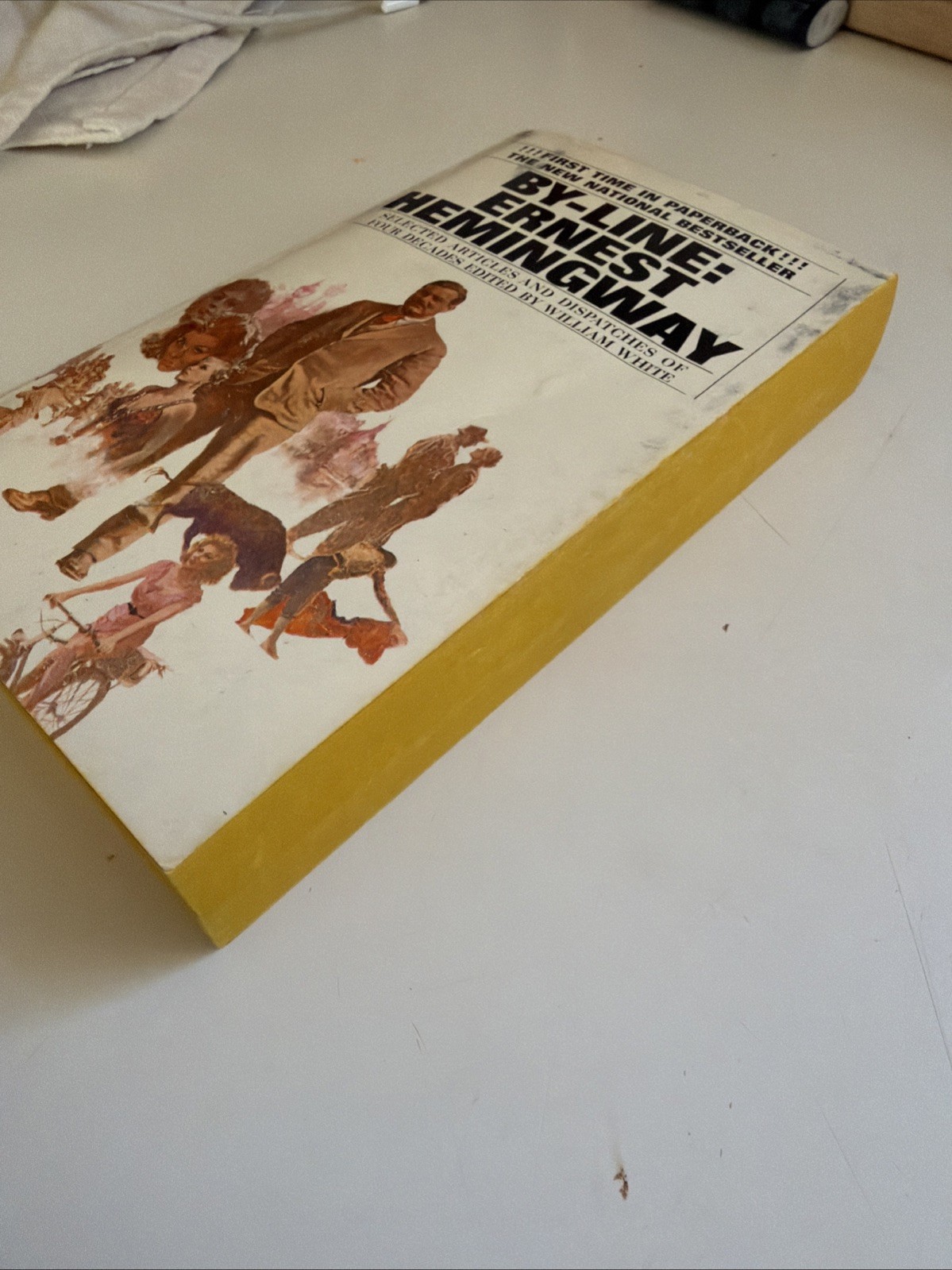 By-Line: Ernest Hemingway – Selected Articles and Dispatches 1968 Paperback