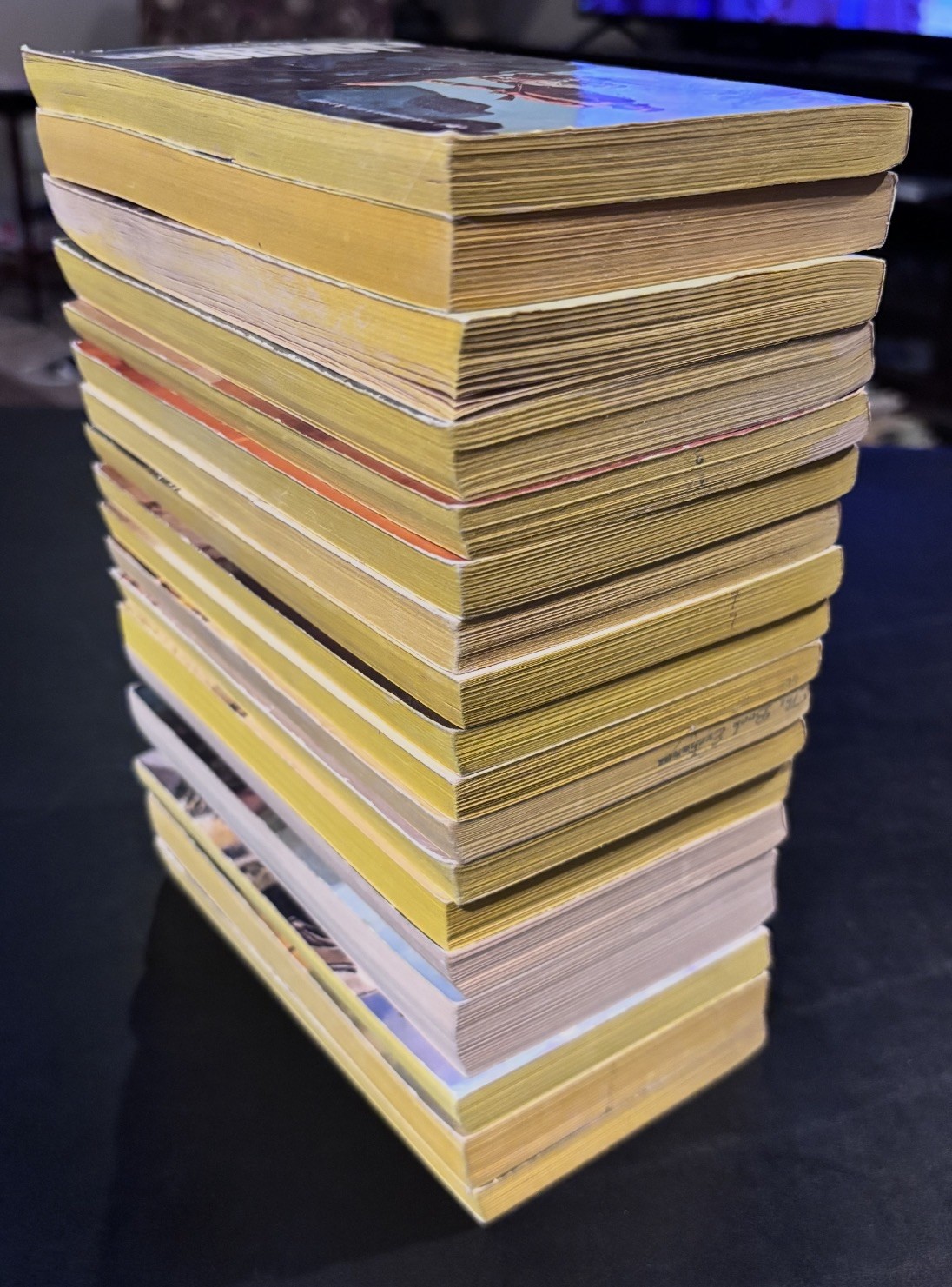 LOUIS L’AMOUR Complete 18 Book SACKETTS Series Vintage WESTERNS only $4 each!!