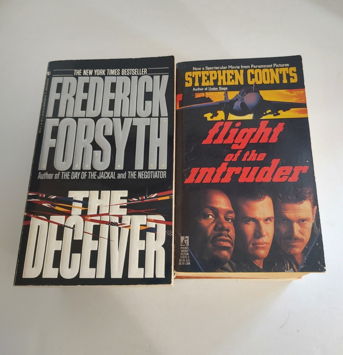 Mixed Authors Lot/8 Paperback Crime Drama Thriller Action Novels