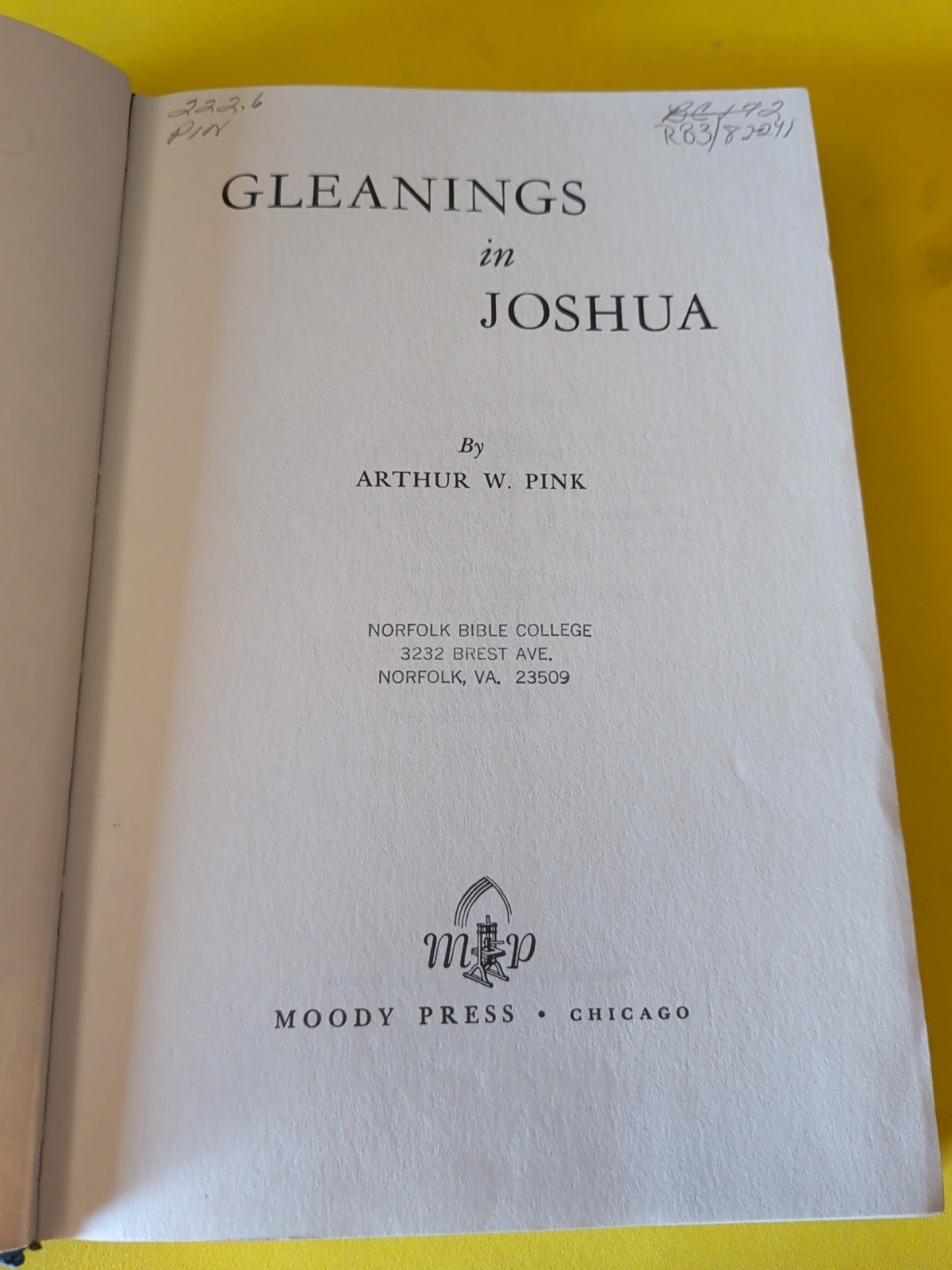 Gleanings in Joshua by Arthur W. Pink (Hardcover) 1973 8th Printing MOODY PRESS