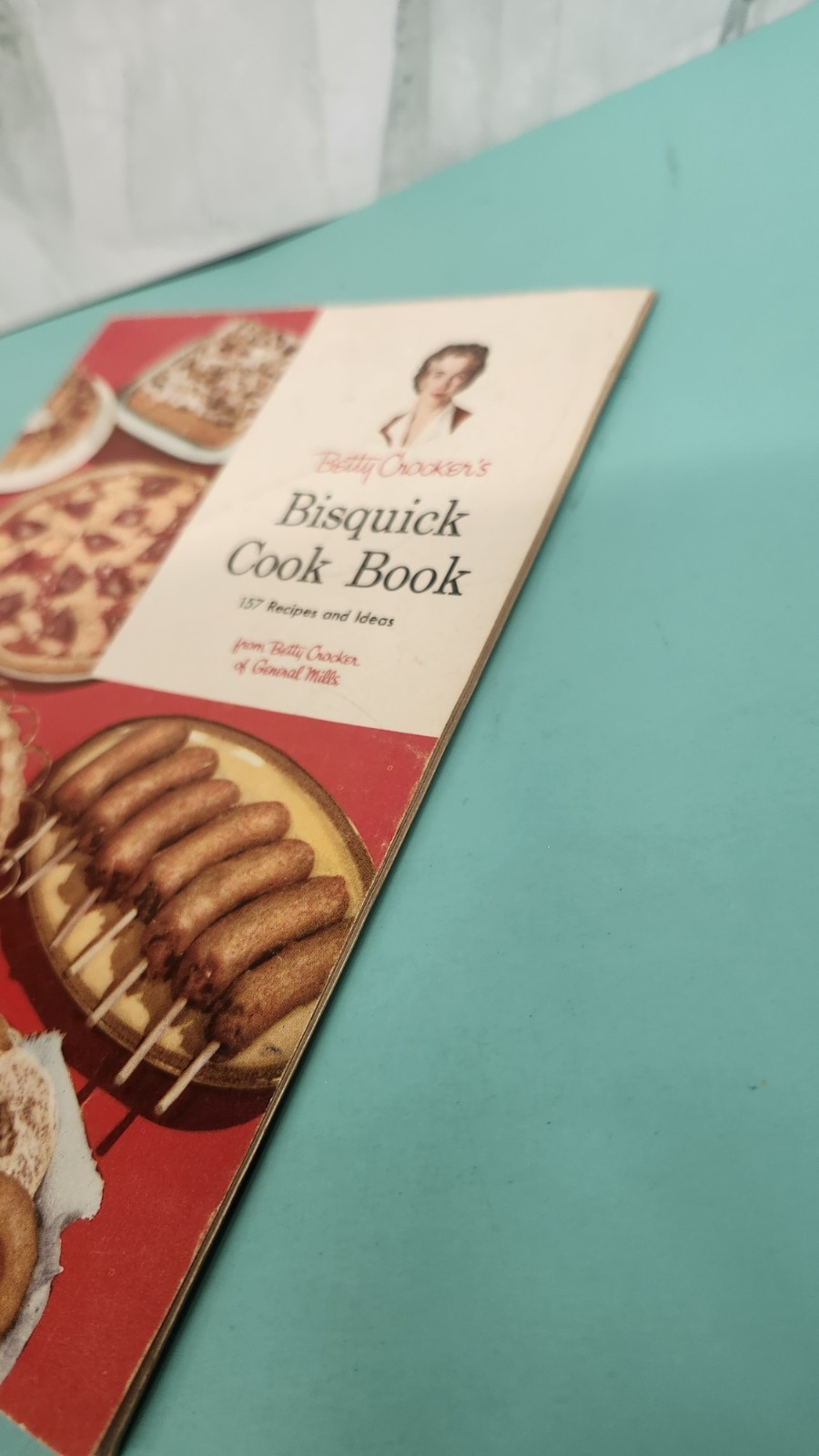 Betty Crocker’s Bisquick Cook Book 157 Recipes and Ideas Vintage 1956-26 pages