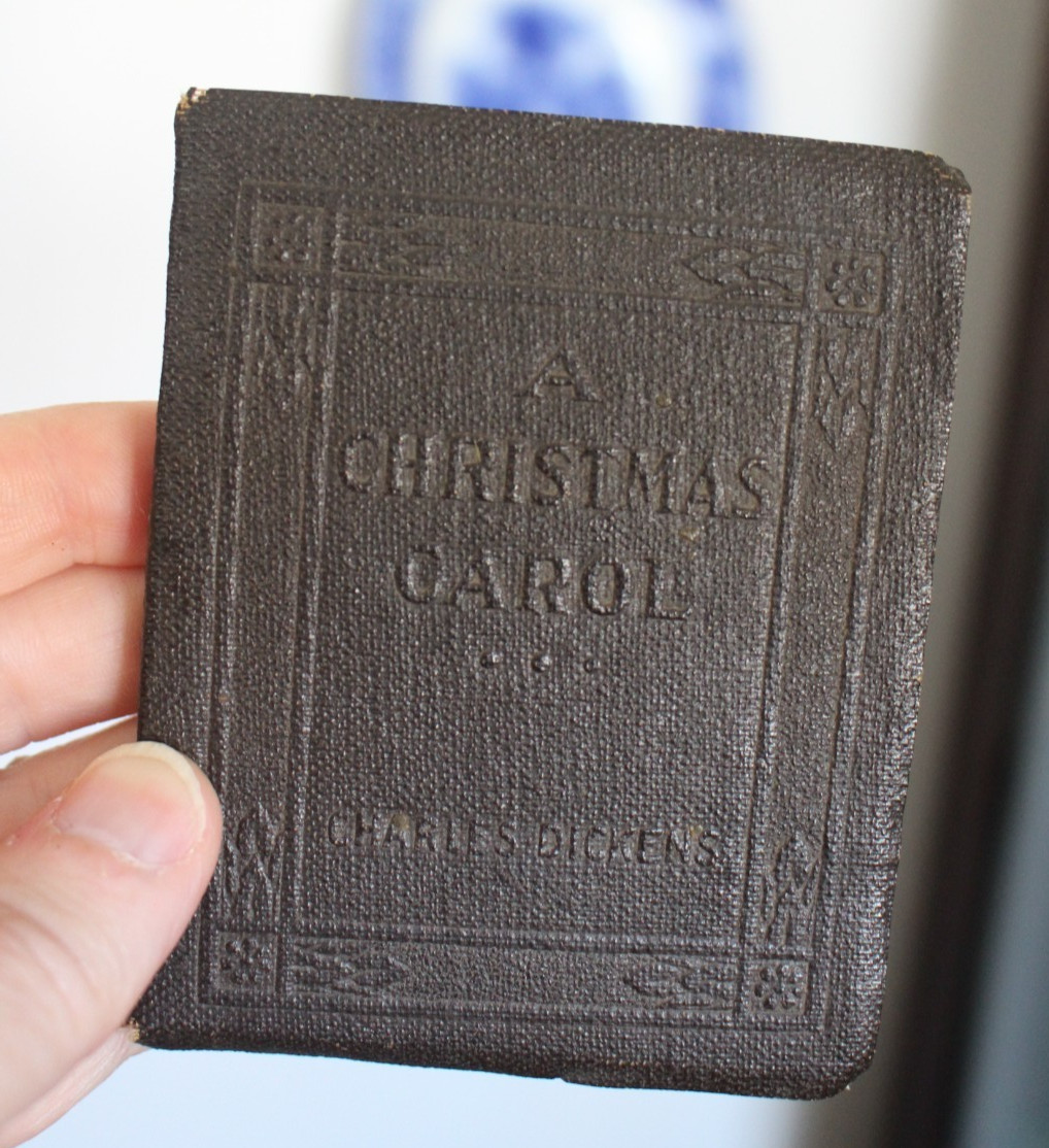 Little Leather Library – A CHRISTMAS CAROL Charles Dickens Antique Book 1920’s