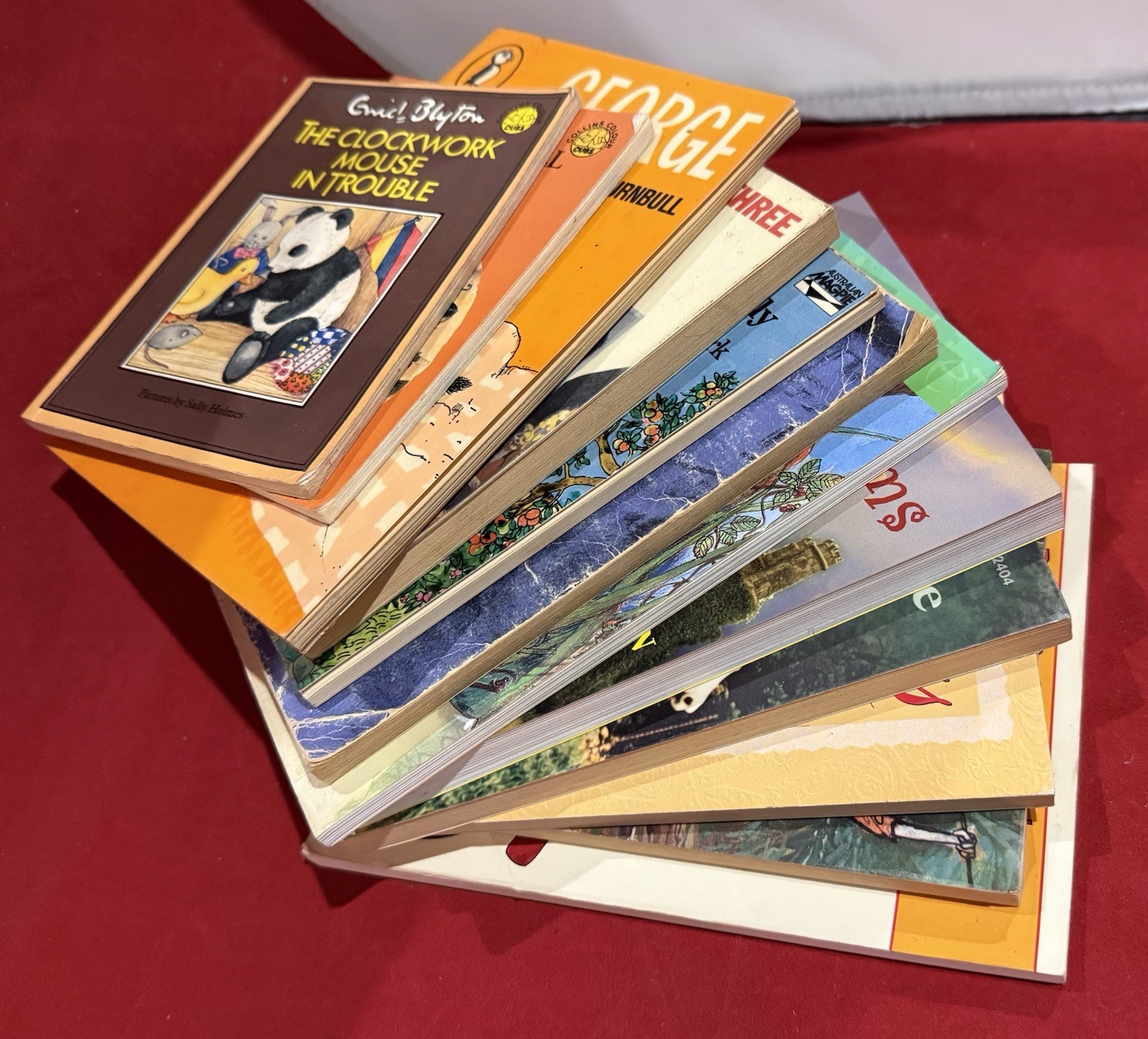 Mixed Lot Mixed Authors Teenage Vintage Retro Books Bulk Lot x 12 (Lot 1147)
