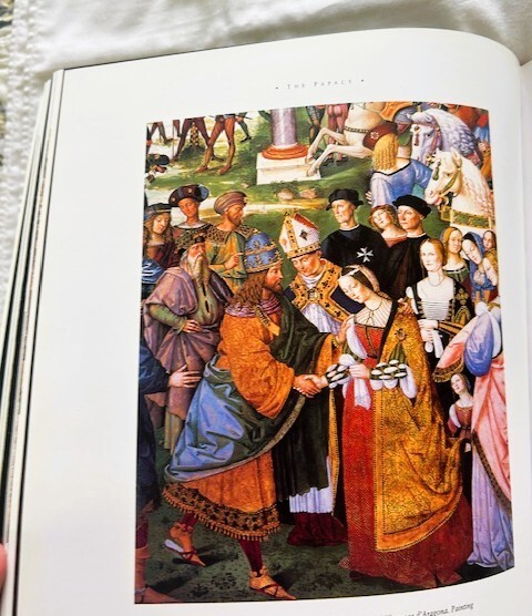 Book The Papacy by Paul Johnson 1997 Printed in Italy 10.5 x 11.5 x 1 in read