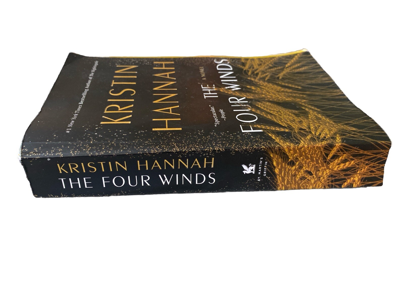 The Four Winds : A Novel by Kristin Hannah (2023, Trade Paperback)