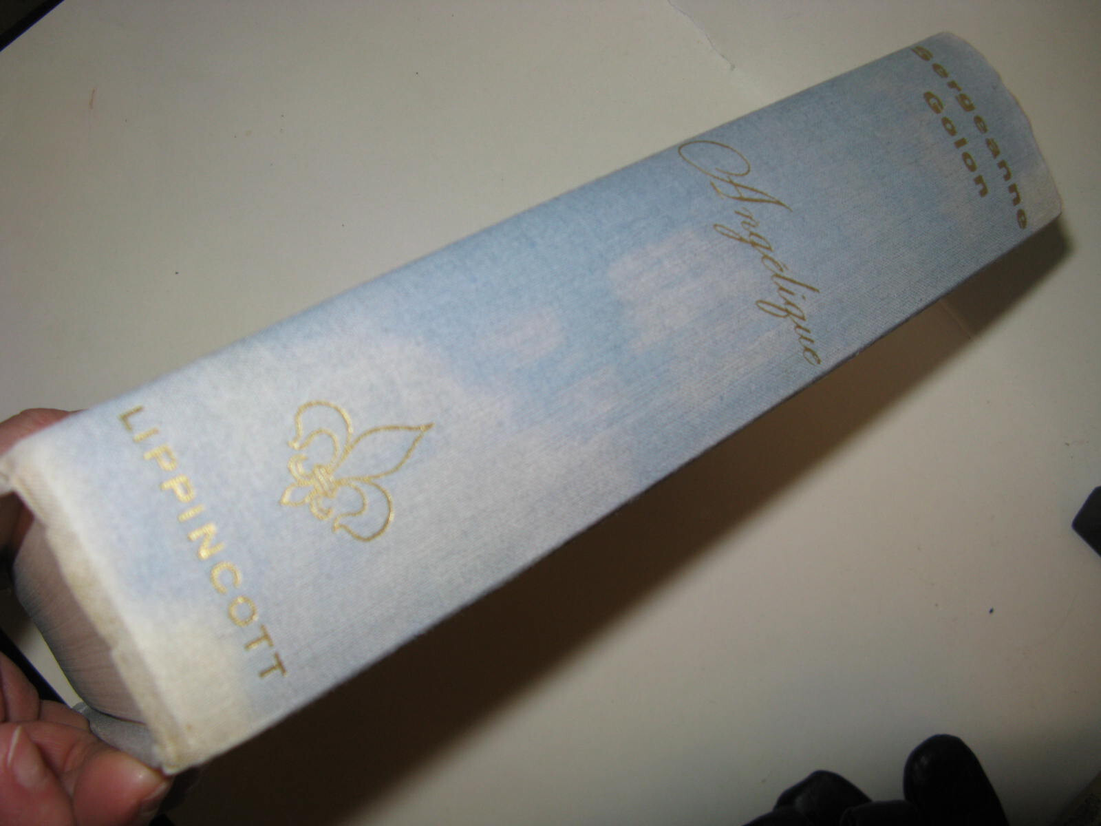 Angelique book 1 by Sergeanne Golon hardcover book with dustjacket by Lippincott