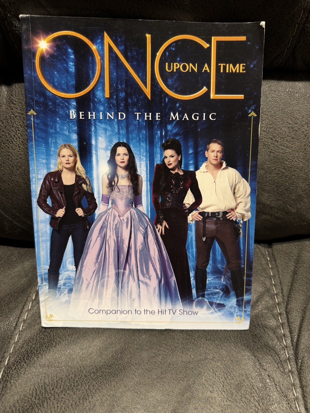 Once Upon a Time – Behind the Magic (Insiders Guide) by Titan Comics Book The