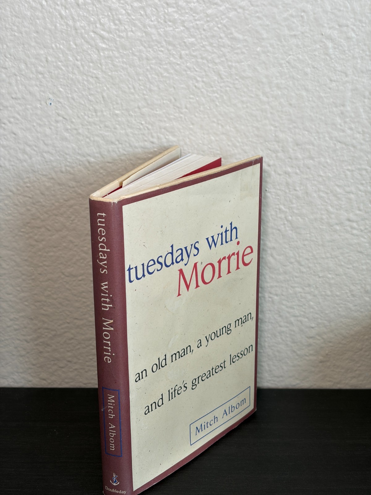 Tuesdays with Morrie by Mitch Albom (2002, Hardcover)