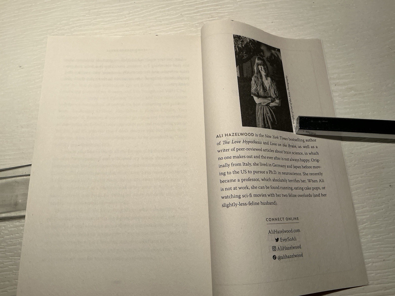 Love Theoretically A Novel By Ali Hazelwood Paperback Like New