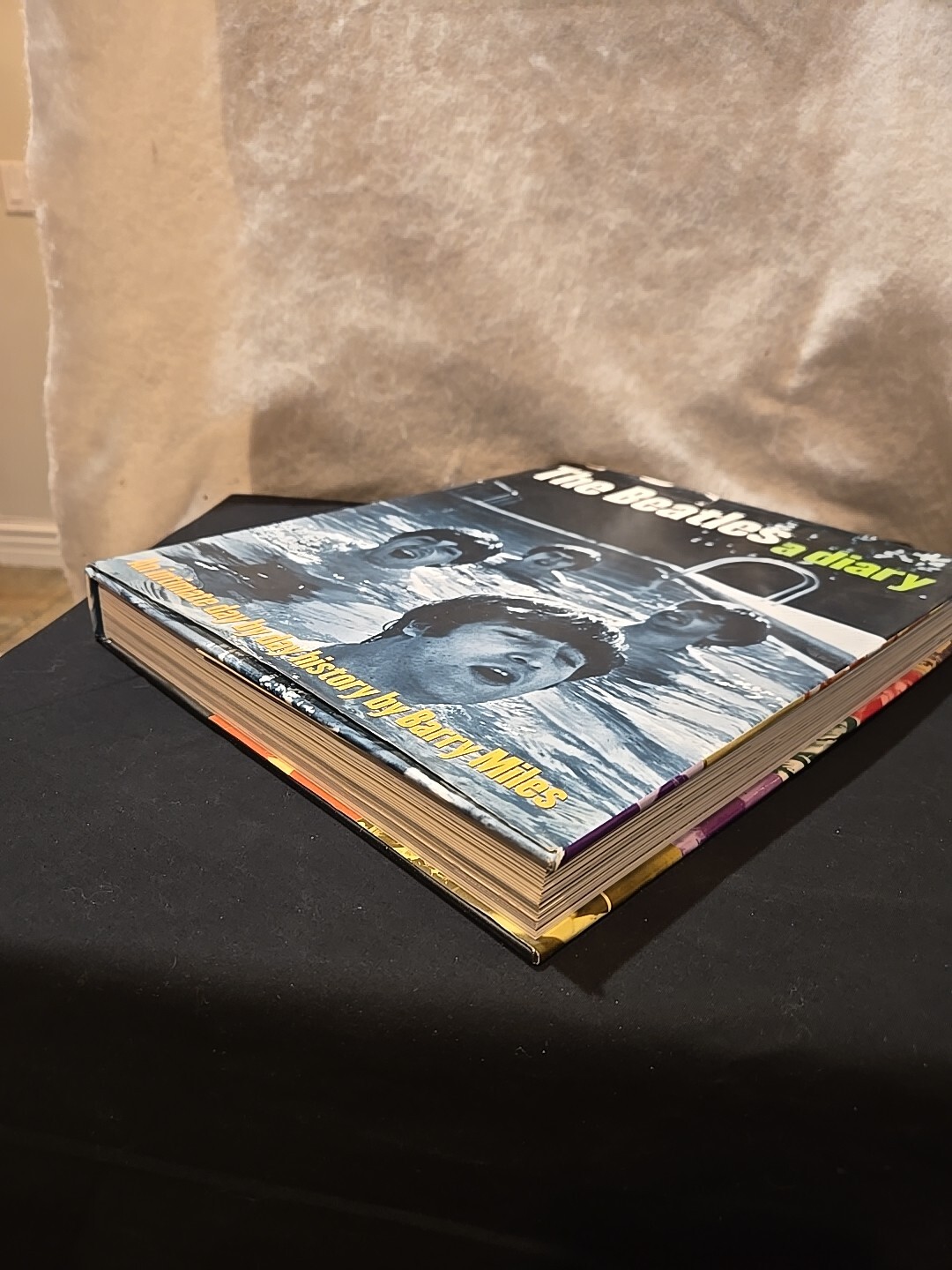 The Beatles A Diary by Barry Miles – (2004, Hardcover Book, 12.5″ x 10.5″) W/DJ