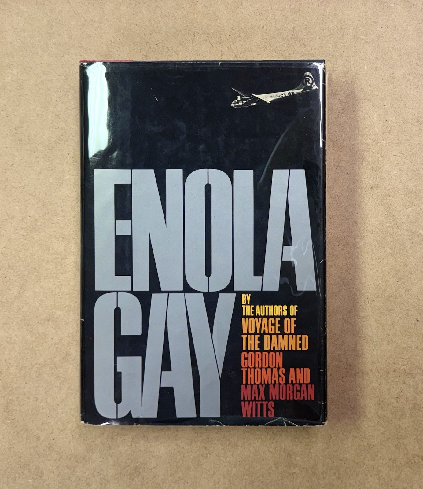 Enola Gay 1st Edition by Thomas & Witts 1977 HCDJVG+Mylar Jacket Cover