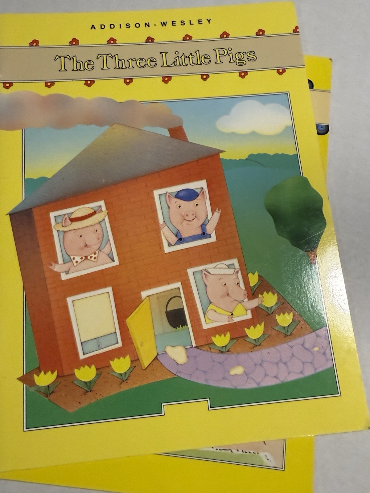 The Three Little Pigs & Early In The Morning A Sing Along Book Addison-Wesley