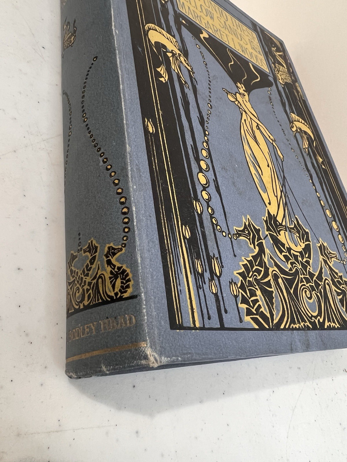 1915 – Come Unto These Yellow Sands, Margaret L. Woods, 1st Edition, Illustrated
