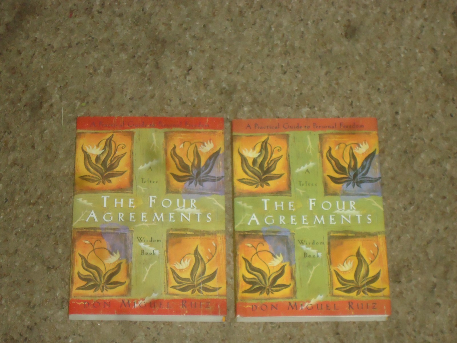 Lot 20 Copies The Four Agreements Don Miguel Ruiz + 1 Copy in Spanish
