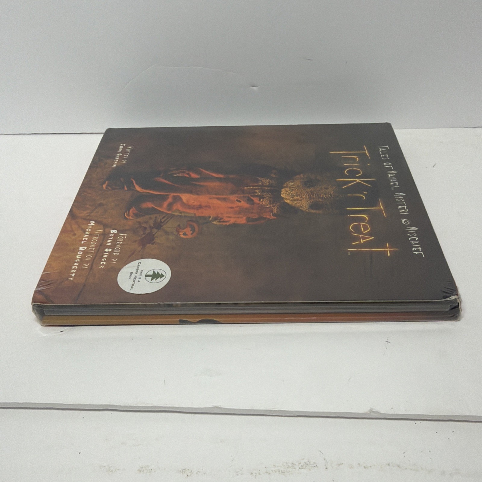 OOP Trick ‚r Treat Tales of Mayhem Mystery Mischief SEALED 1st Ed 2008 Sam Book