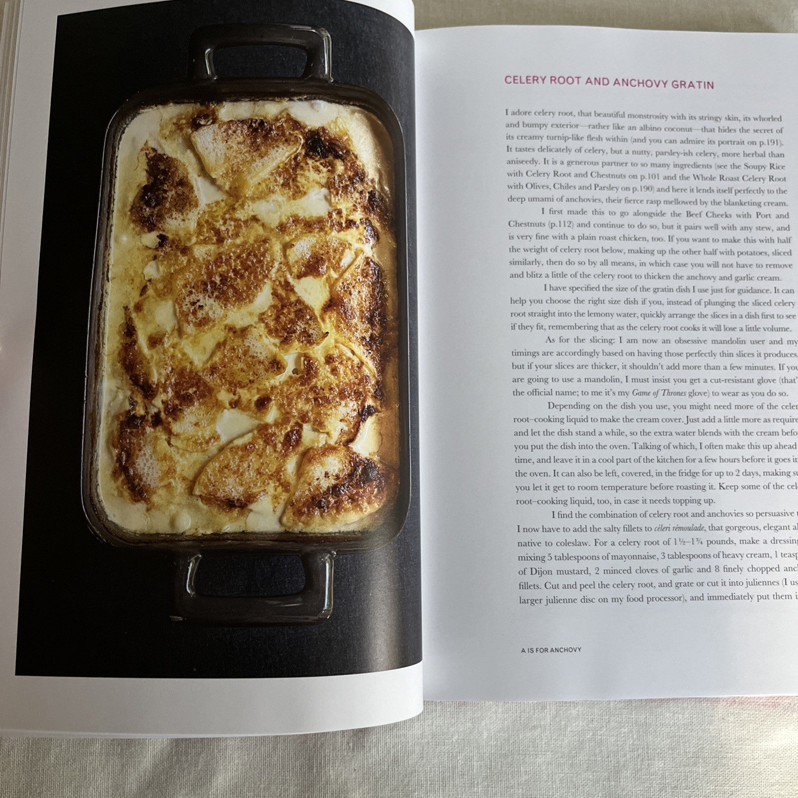 Nigella Lawson’s Cookbook “Cook, Eat, Repeat”, 2020, 342 Pages, Hardcover W/ DJ
