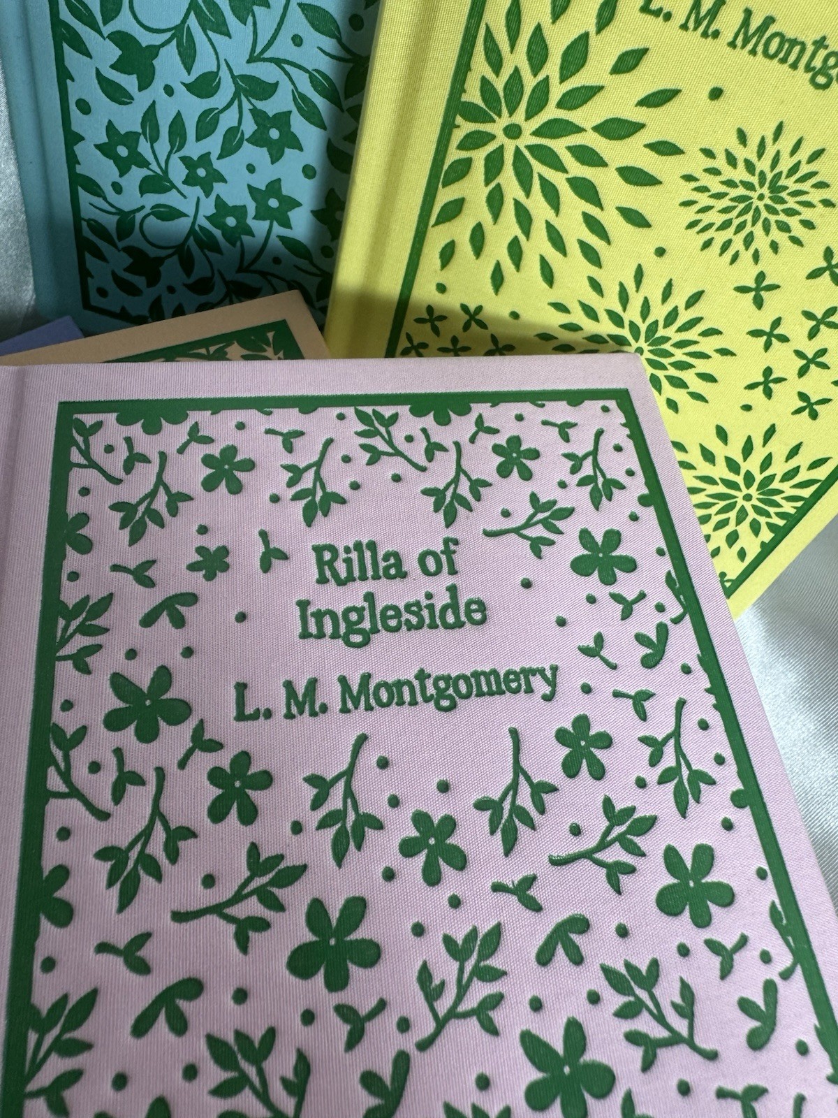 Anne of Green Gables Collection Boxed Set L. M. Montgomery 6 Book Series