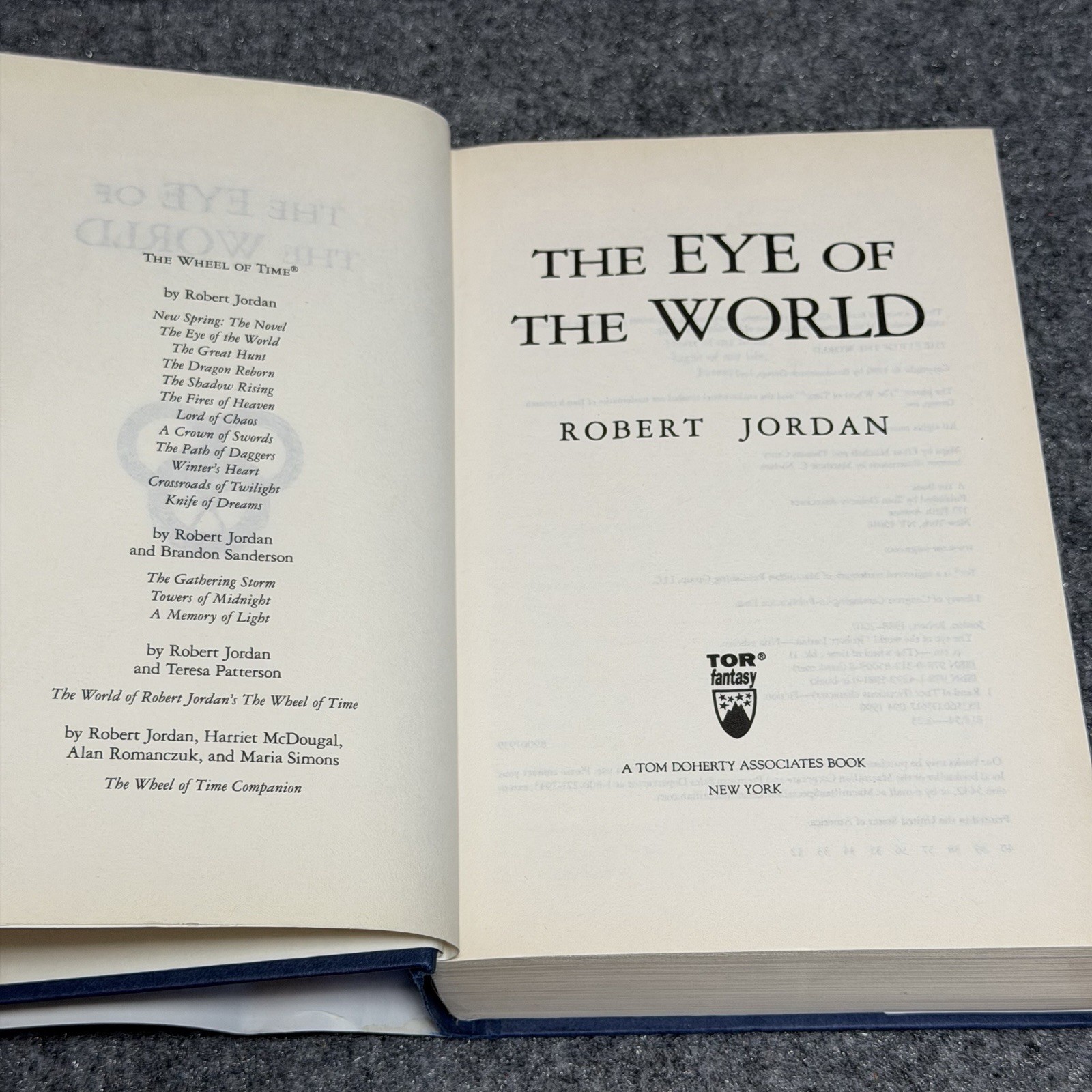 The Eye of the World by Robert Jordan Book Club Edition Vintage Hardback (1990)