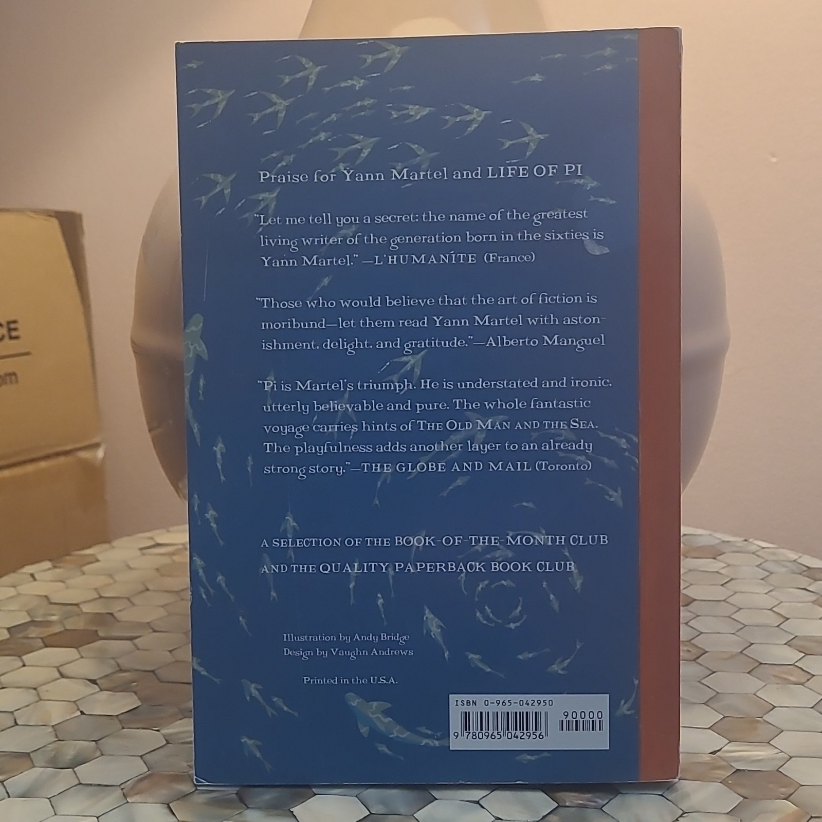 Life of Pi Yann Martel Paperback English Fiction Sea Stories Book Club Edition
