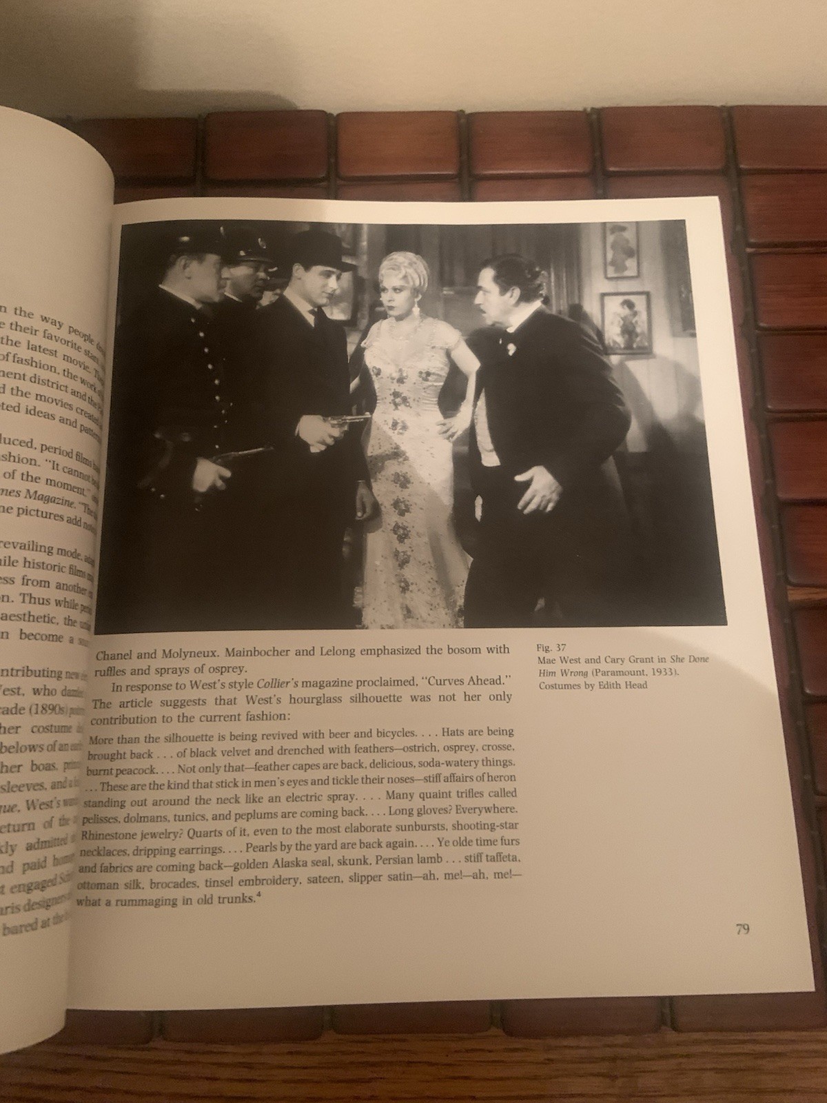Hollywood and History. Costume Design in Film – 1987