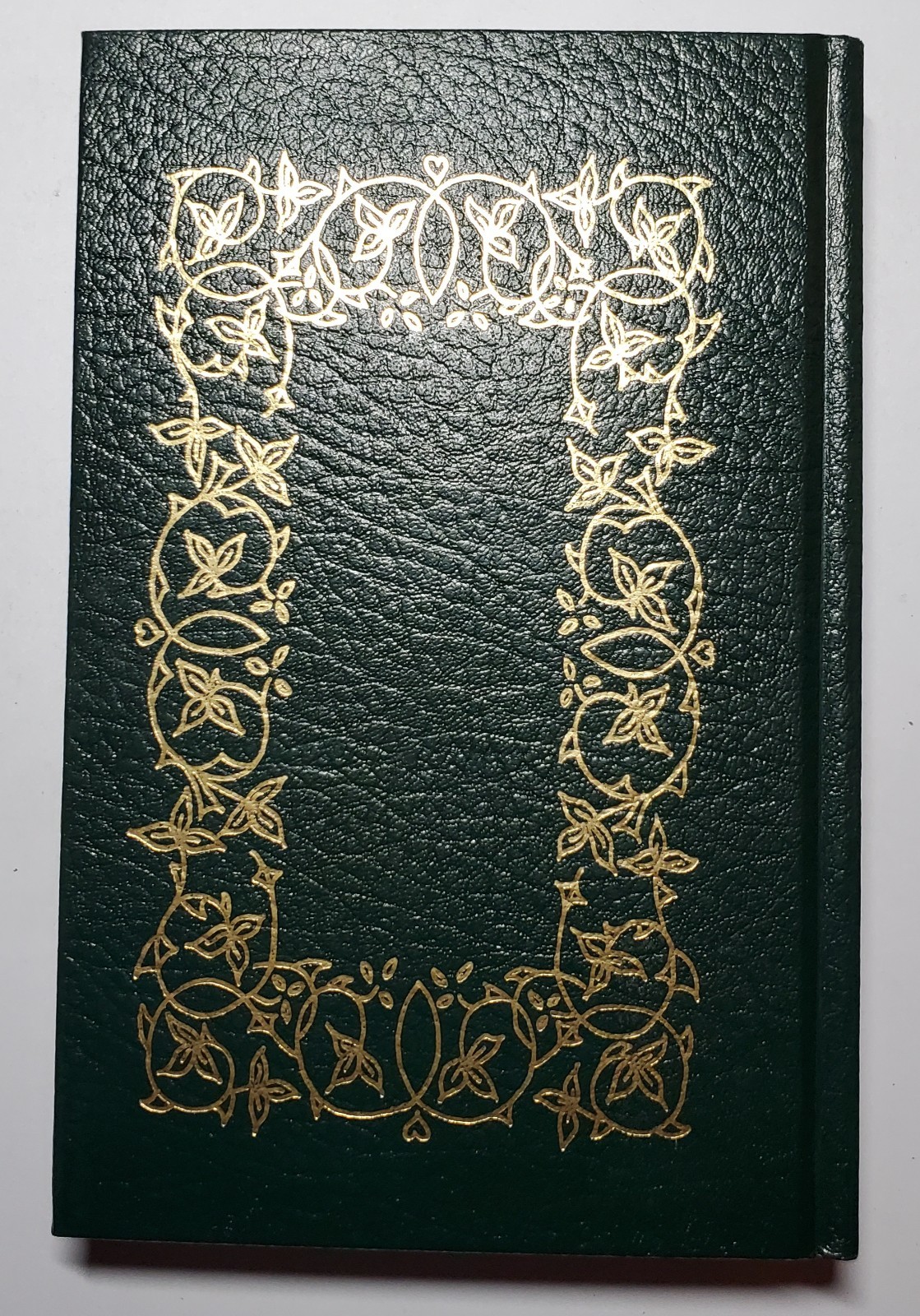 Beatrice Bayley Genealogy Hardcover–The Keeling Family Heritage Book (1983)