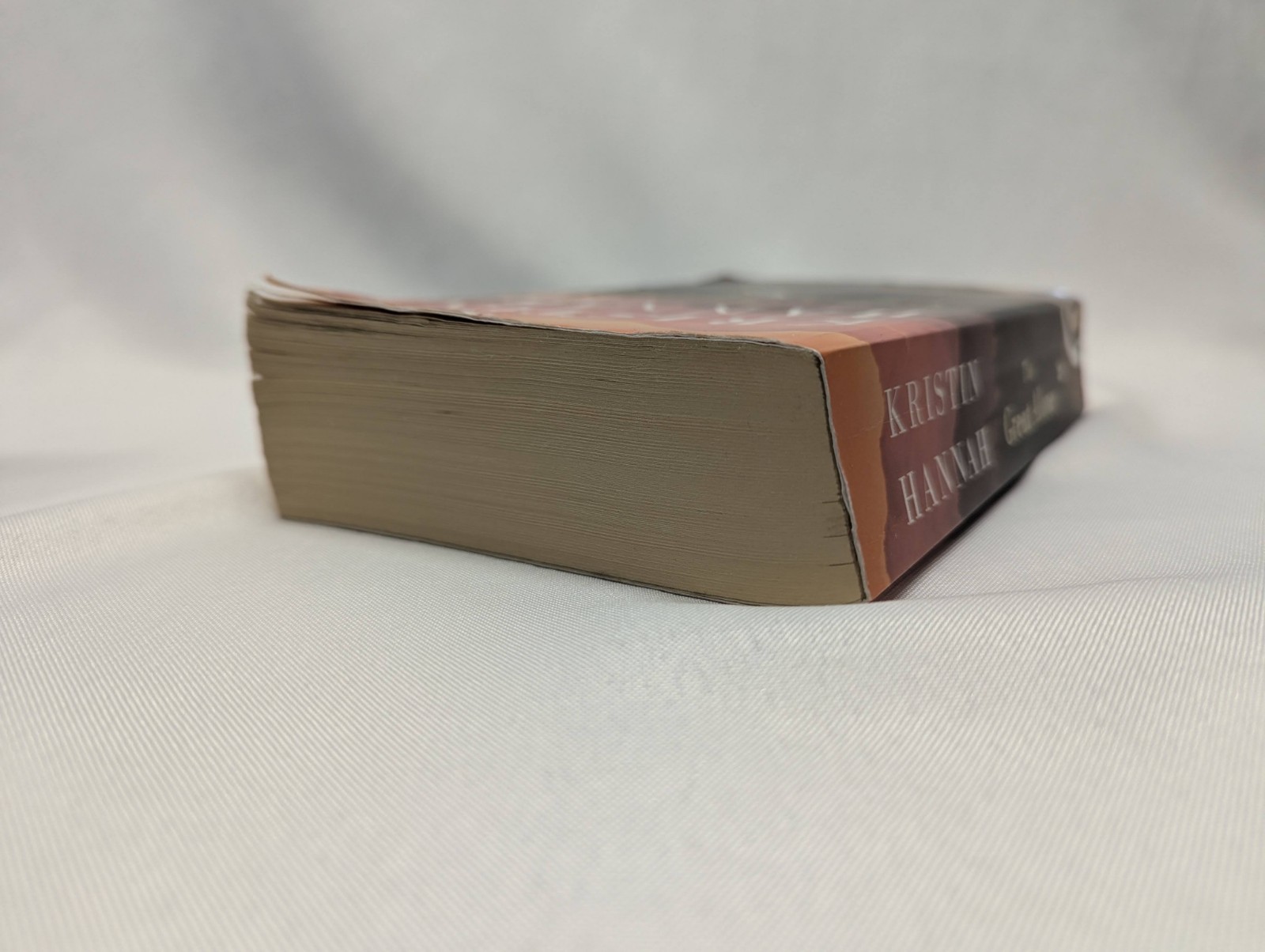 Great Alone : A Novel by Kristin Hannah (2019, Trade Paperback)