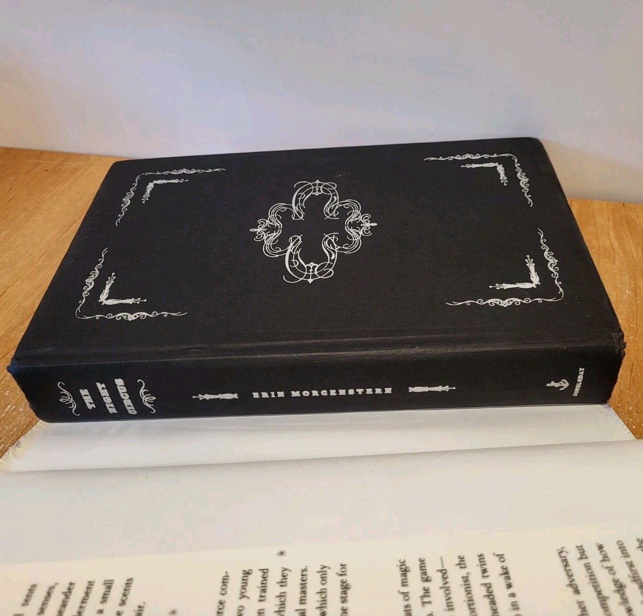 THE NIGHT CIRCUS Erin Morgenstern 2011 FIRST EDITION Hardcover w/DJ Doubleday