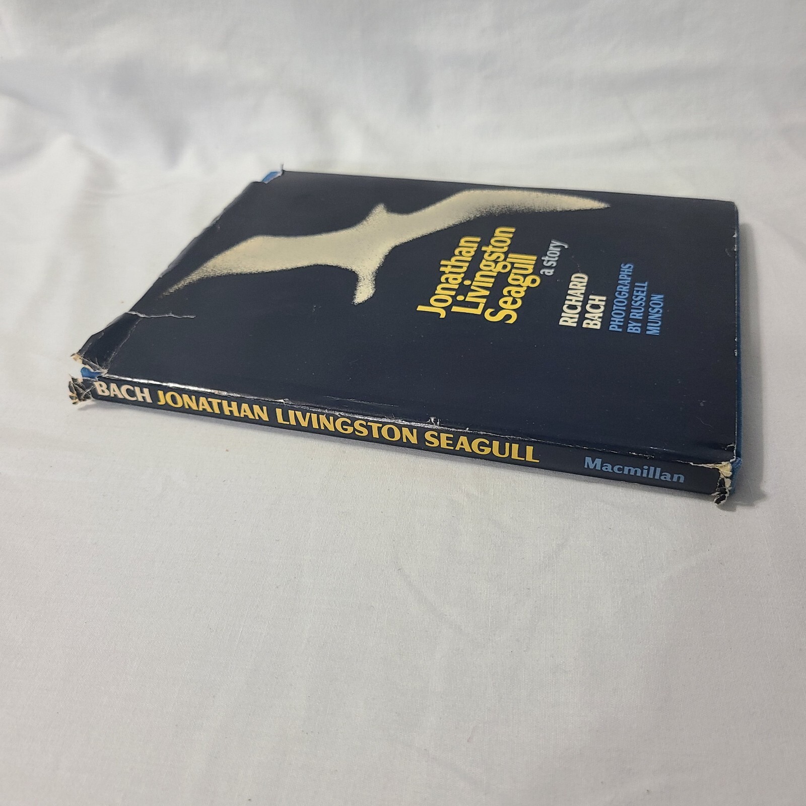 1970 The Macmillan Company, by Richard Bach, Jonathan Livingston Seagull