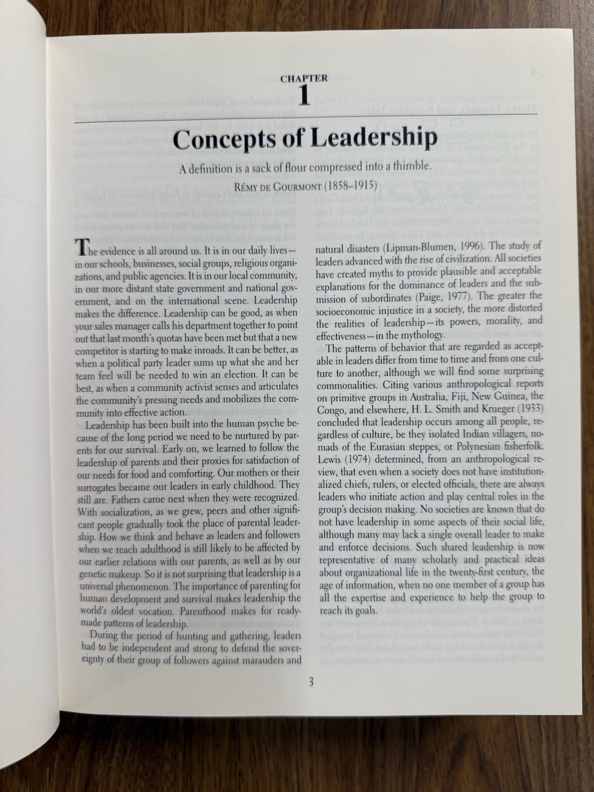 THE BASS HANDBOOK OF LEADERSHIP: Theory + by B & R Bass, 4th Ed (2008, HC) VG
