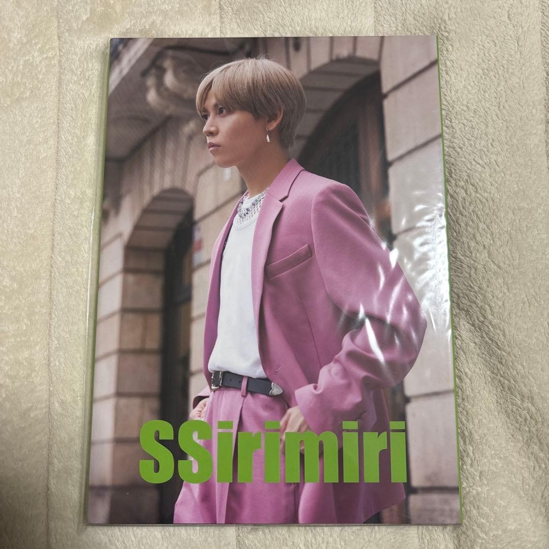 DaiCE Toru Iwaoka SSirimiri Photobook 7.9in bio unsealed new