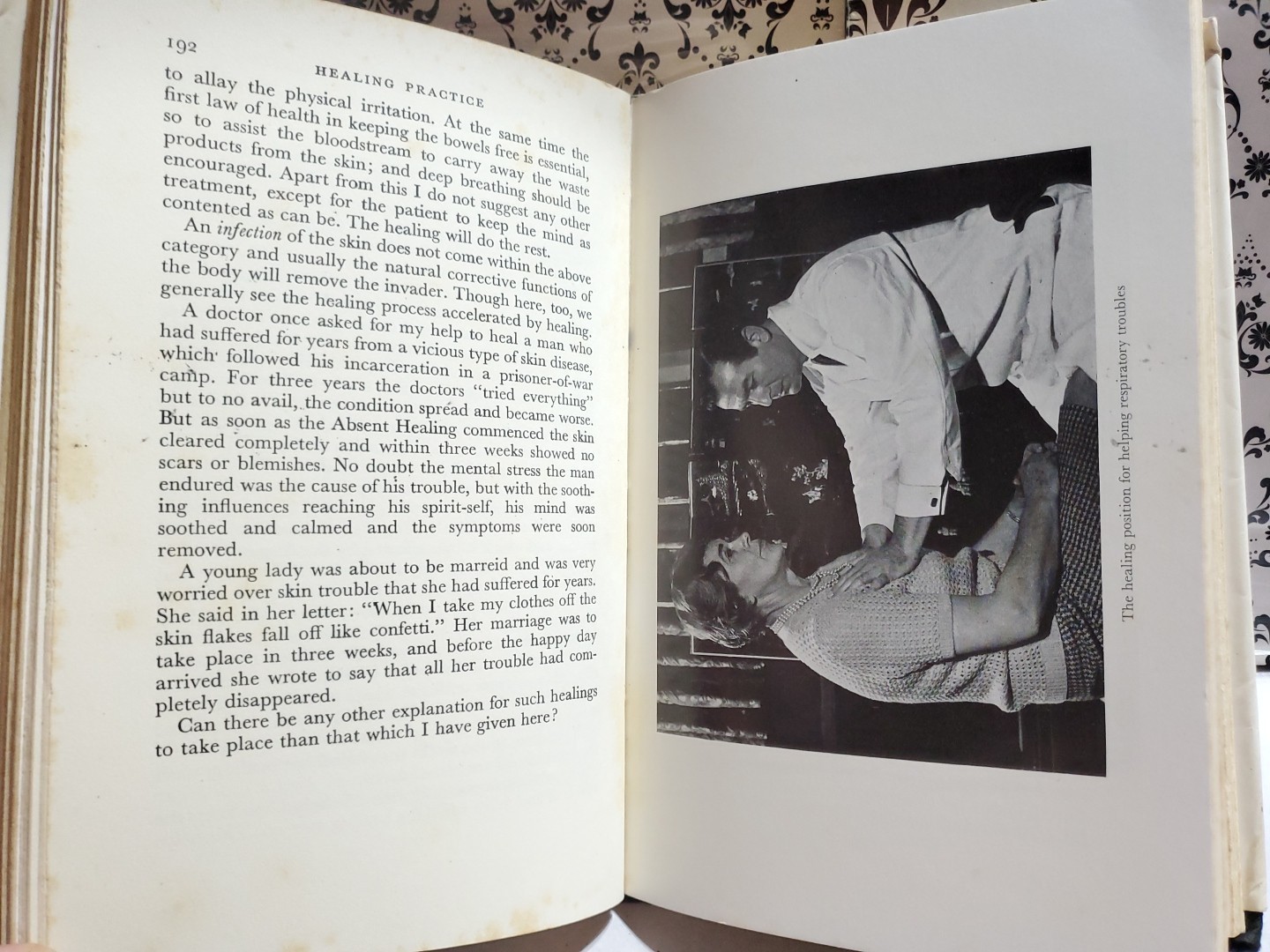 A Guide to Understanding and Practice of Spiritual Healing Harry Edwards 1974