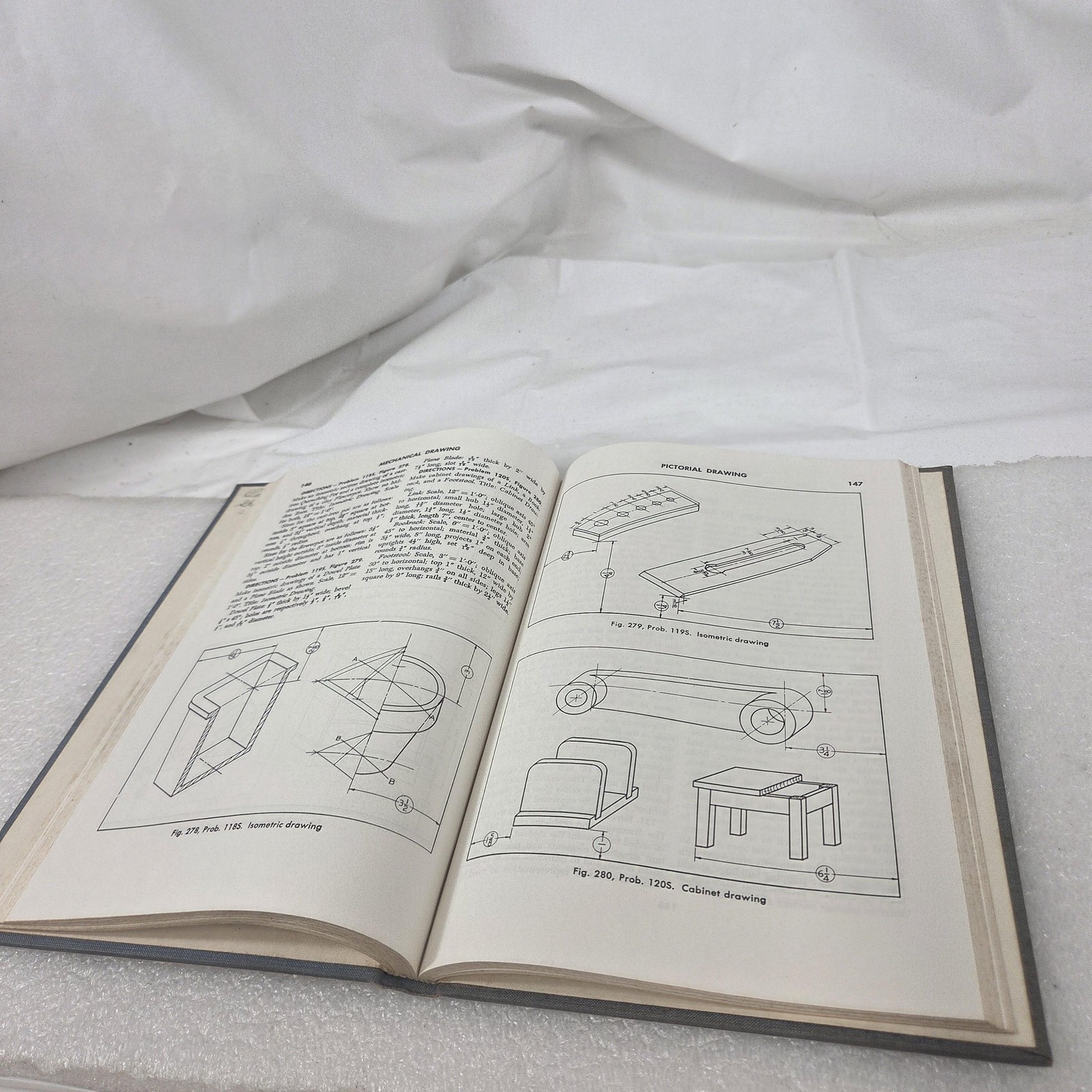 Vintage 1962 Mechanical Drawing Edward Berg 5th Revised Edition Hardcover Book