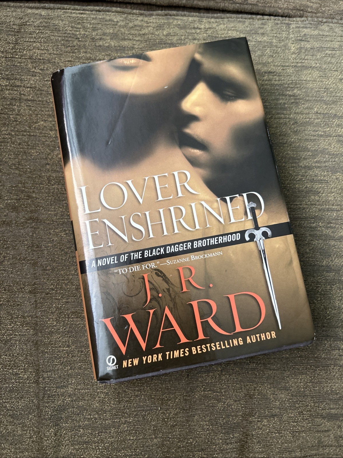 Lover Enshrined (Black Dagger Brotherhood, Book 6) by J. R. Ward