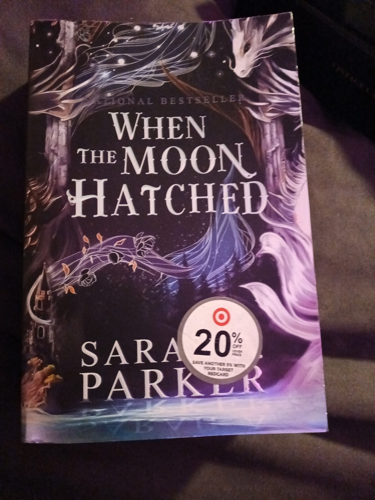 softcover (paperback) edition of „When the Moon Hatched“ by Sarah A. Parker, the