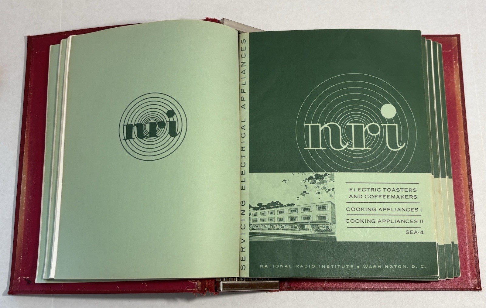 1965 National Radio Institute Servicing Electrical Appliances Lot Of 11 Books