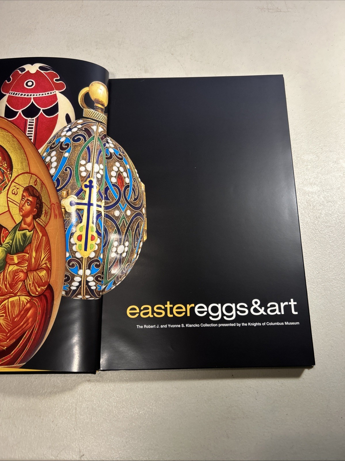 „EASTER EGGS & ART“ by Robert & Yvonne Klancko Knights of Columbus Museum -HC/DJ