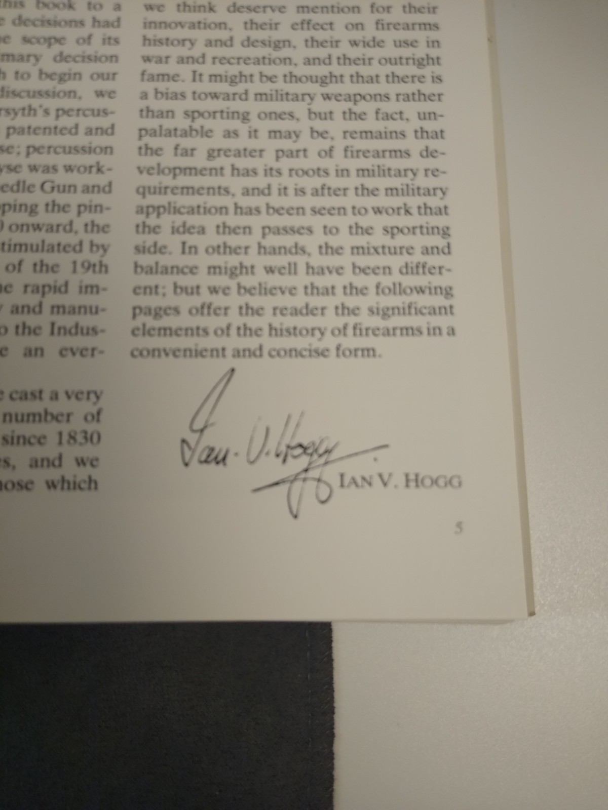 Signed Copy of The Illustrated Encyclopedia of FIREARMS by Ian V. Hogg 1984 RP