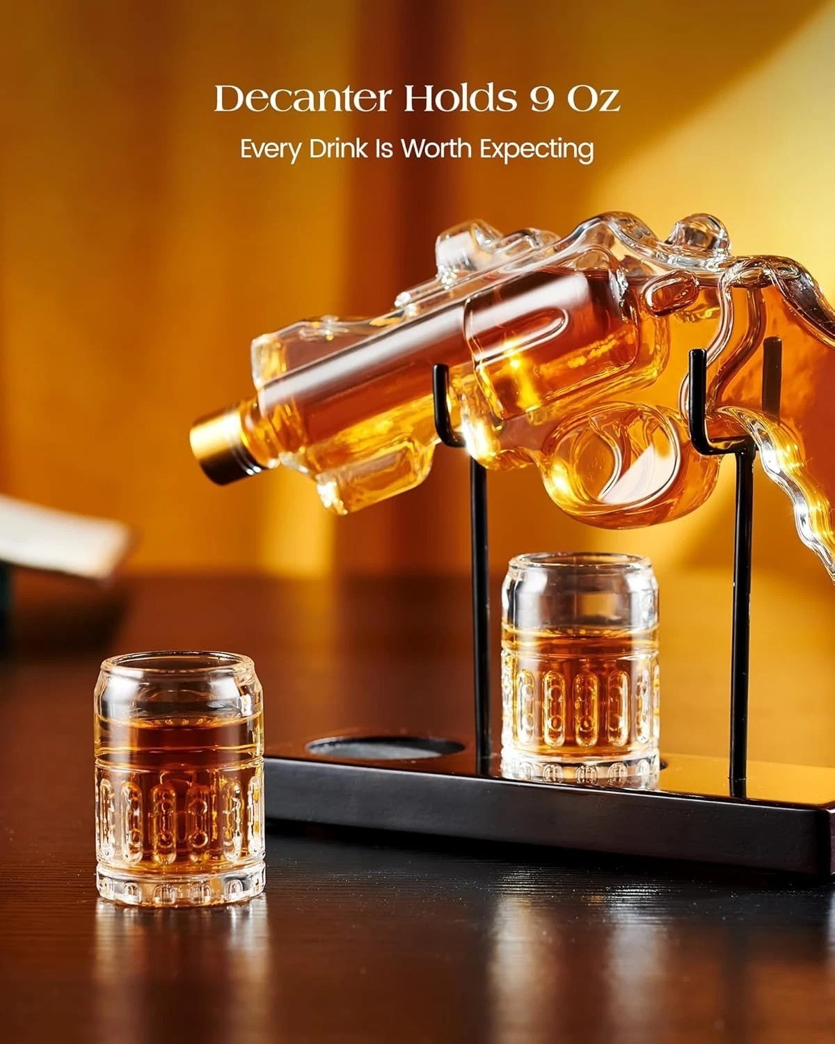 Luxury Gun-Shaped Whiskey Decanter with Glasses – Ideal for Him, 9 oz Capacity