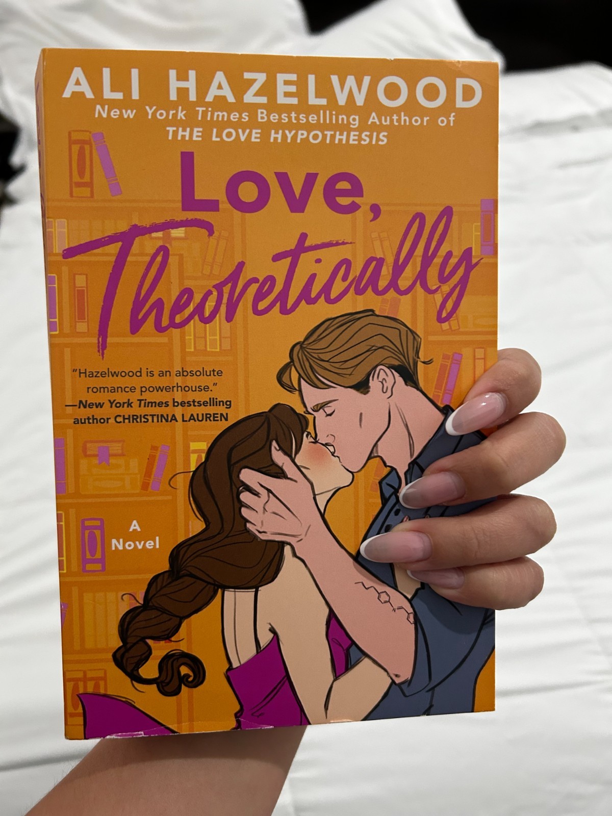 Love, Theoretically by Ali Hazelwood (2023) Paperback