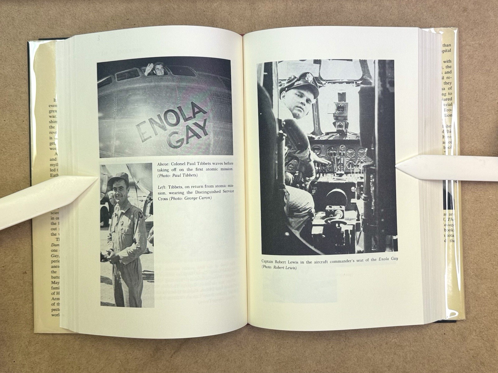 Enola Gay 1st Edition by Thomas & Witts 1977 HCDJVG+Mylar Jacket Cover